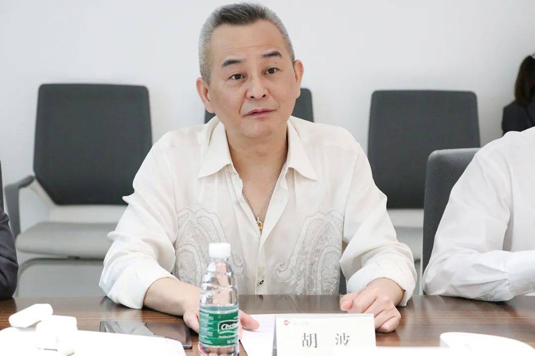 湖南省科技厅副厅长朱皖一行莅临中南源品干细胞科技园调研