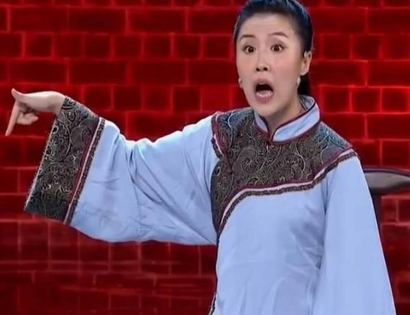而关小平的女儿叫做关思慧,在影视业中发展也相当不错.