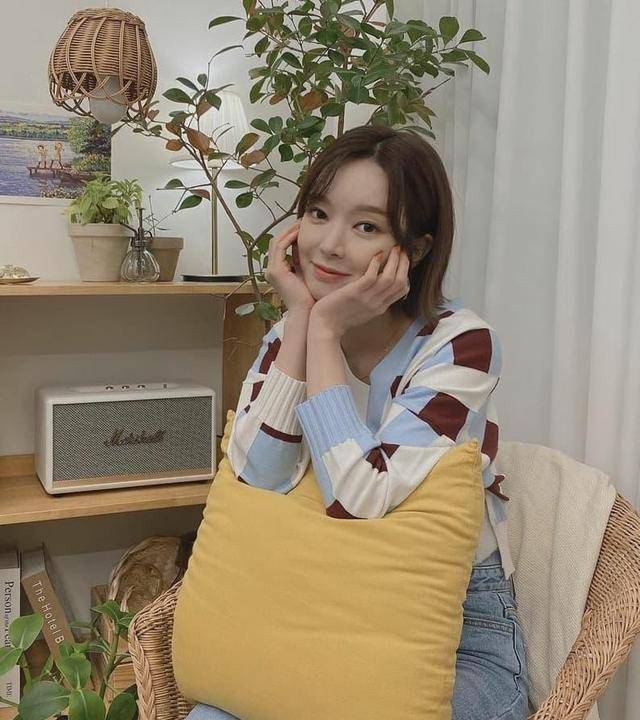 原创草娥时隔六年重返runningman