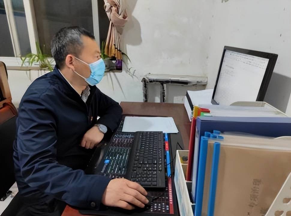 河北邯郸魏县战疫情万名志愿者做三员