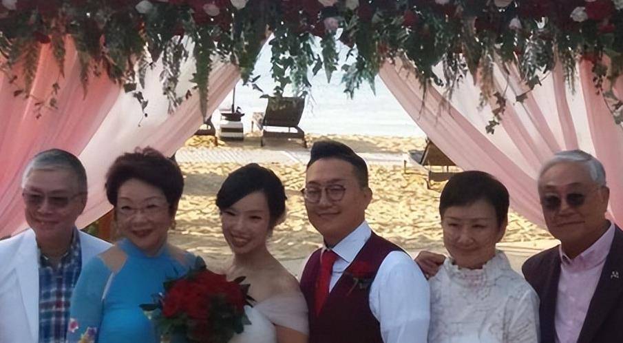 前妻及女儿详述其离世前三小时抢救内幕_曾江女儿认领父亲遗体_曾慕雪