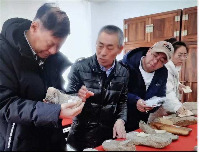 河磨玉鞋楦子引发关注疑似鞍山海城市小孤山古人类制鞋用具