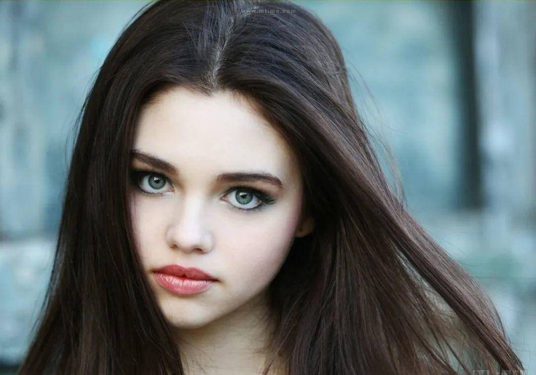 绝美的容颜却和绯闻绝缘_埃斯_英迪娅_时候