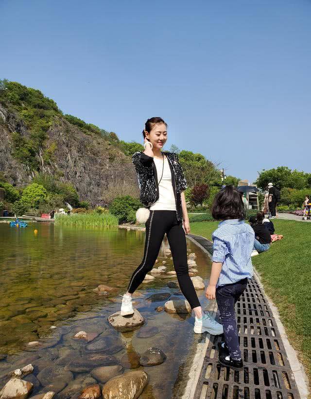 张梦瑾素颜图片