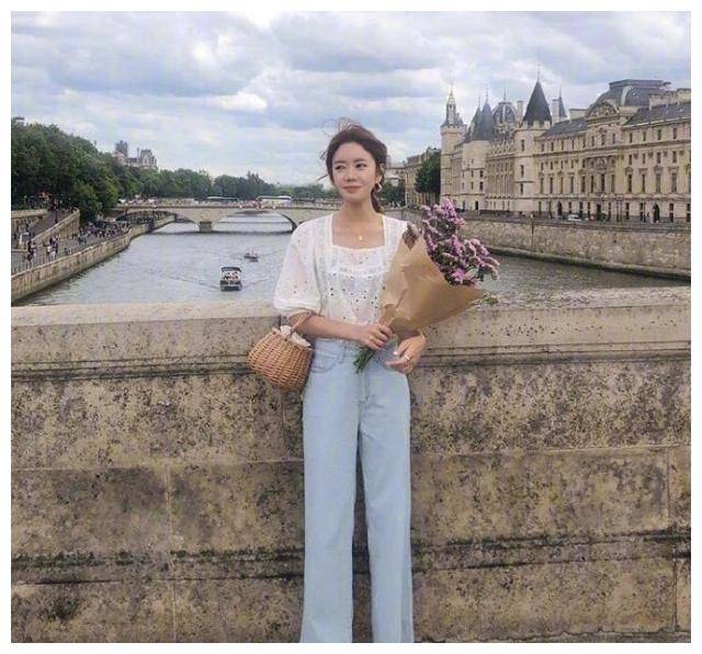 夏季出游穿搭示范照着穿惊艳又显瘦再也不用担心上镜胖一圈