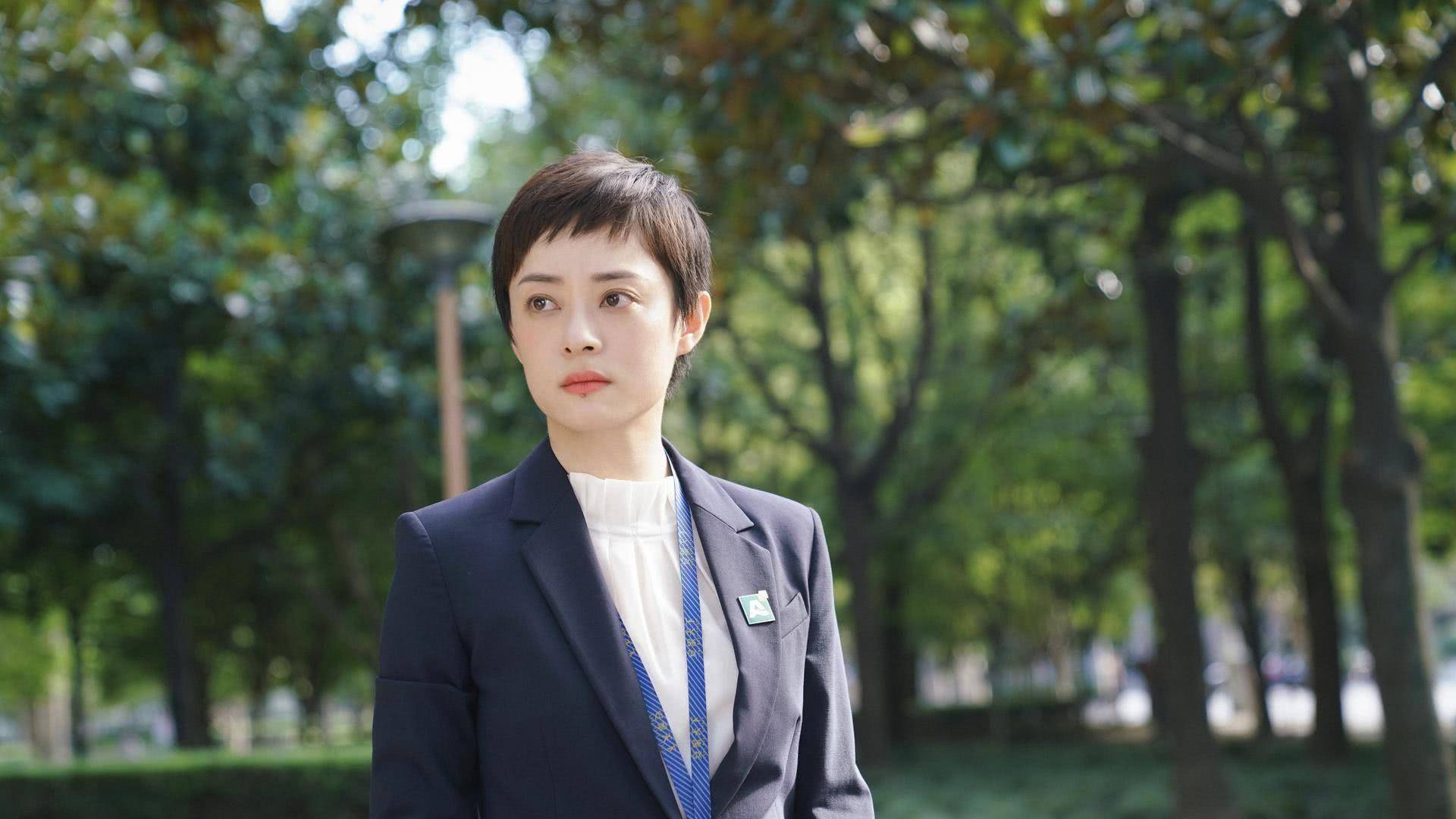 佟丽娅工作室吐槽《完美关系》女主人设,网友:孙俪更会挑剧本_观众