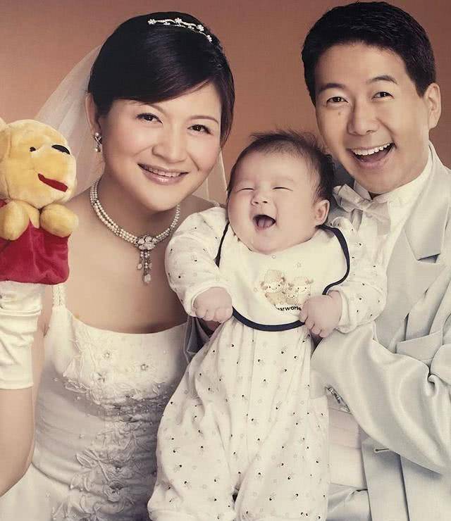 结婚19年17年分房睡,男方曾有未婚妻还与她热恋_崔佩仪_sam_老公