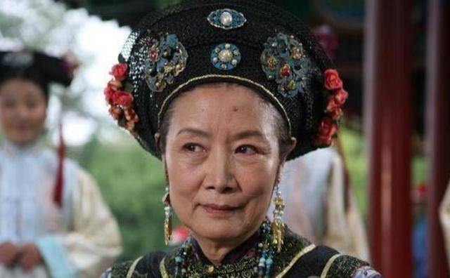 老戏骨吕中,丈夫是《西游记》"镇元大仙",儿女是她最大的骄傲