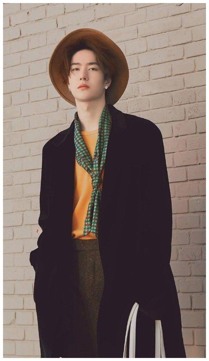 王一博肖战的日系风穿搭,时髦帅气还不失高级感,犹如天生衣架_男性