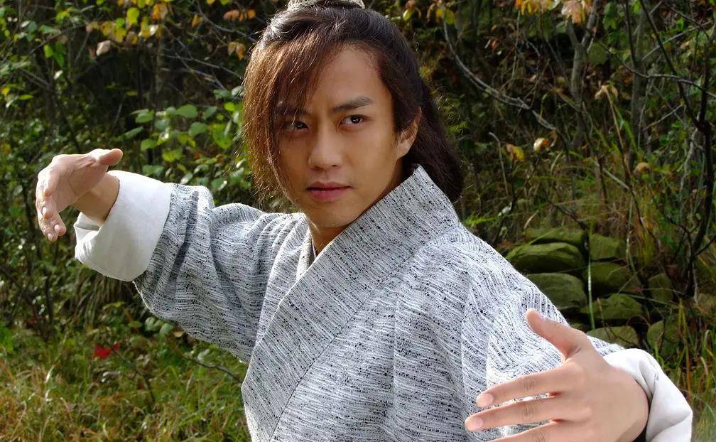 原创12位演张无忌的男星谁颜值撑起了人设谁在油腻耍帅