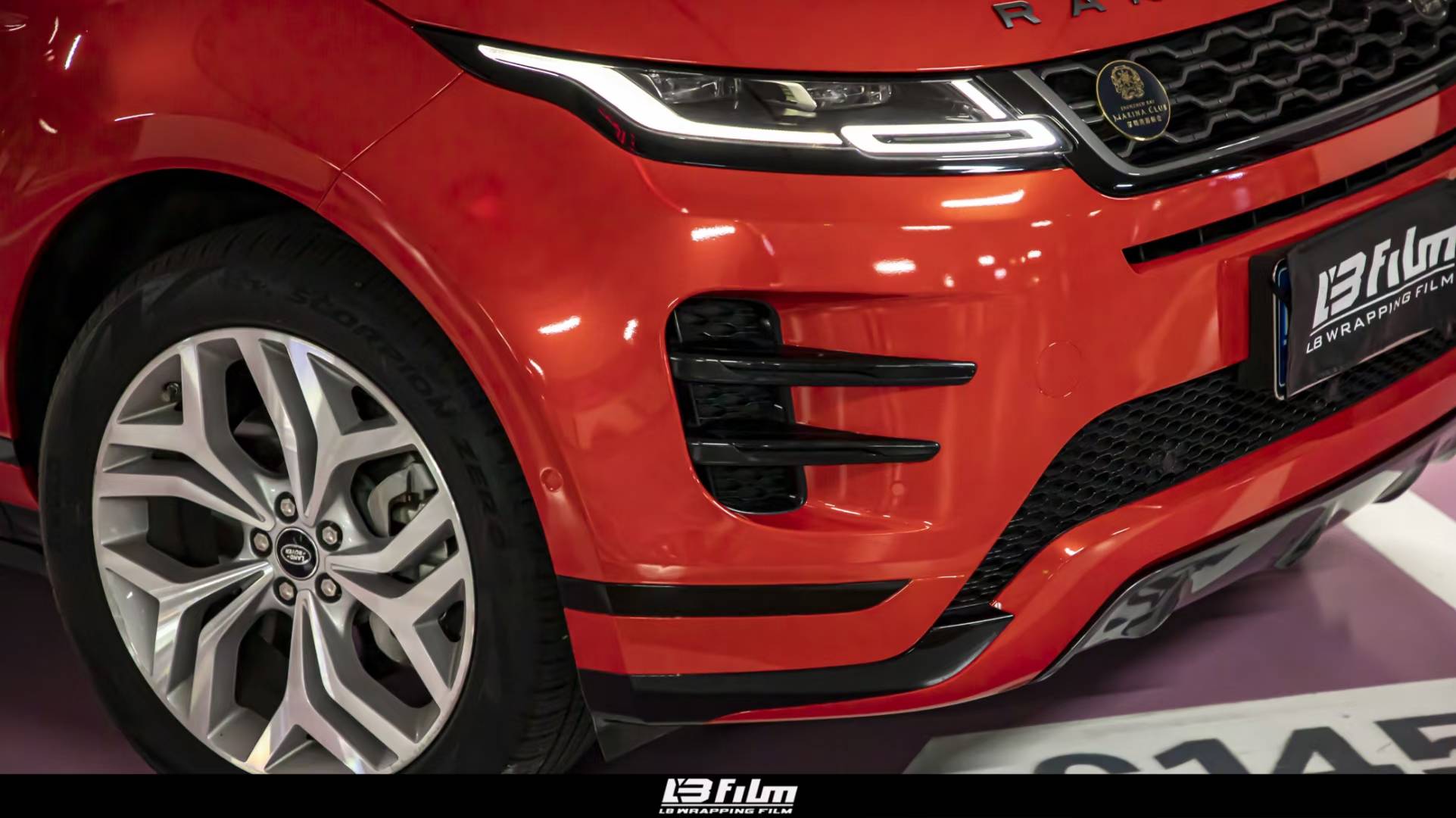 路虎极光lbfilm改色膜超亮金属深红_搜狐汽车_搜狐网
