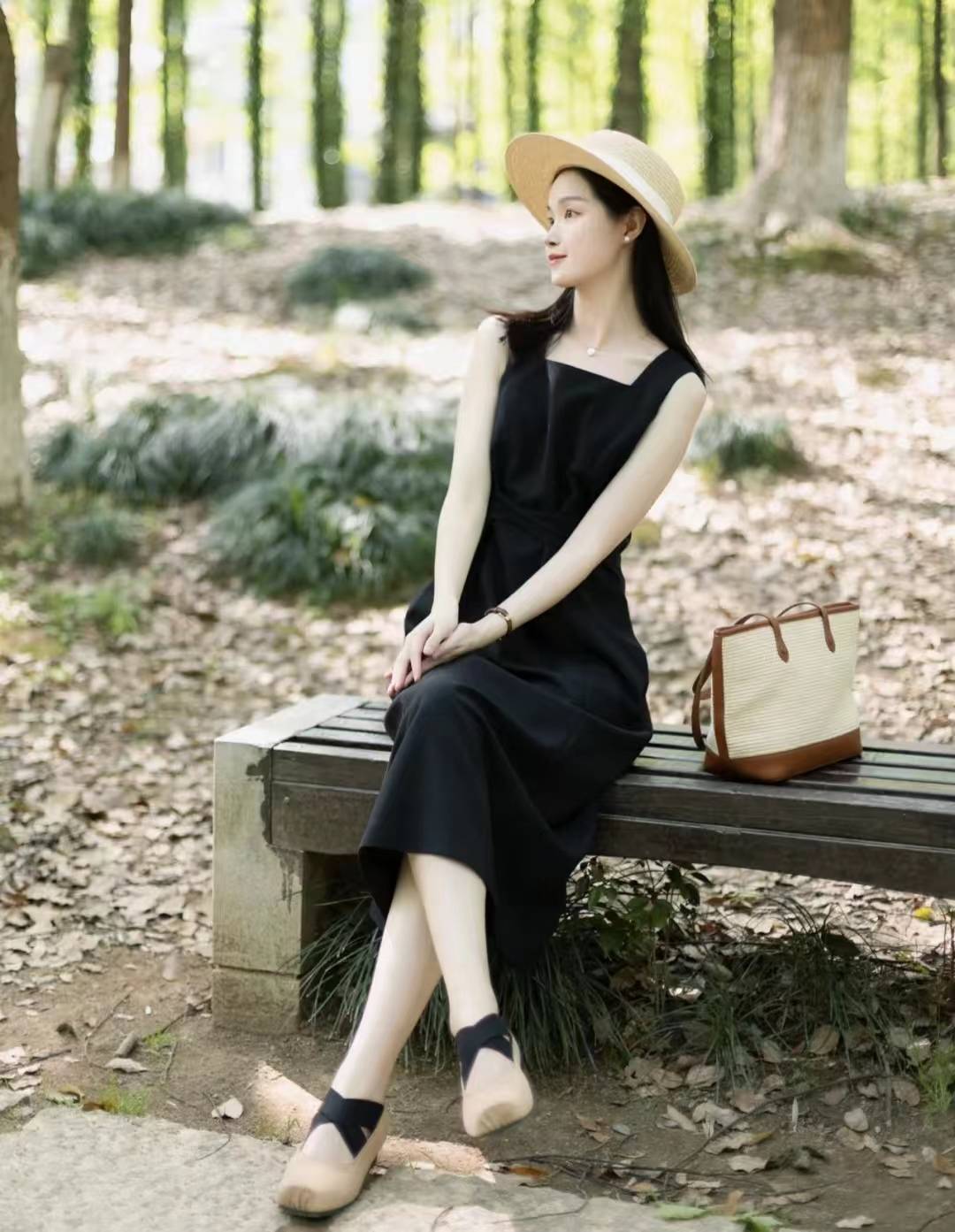 黑色裙子搭配什么样的鞋子好看