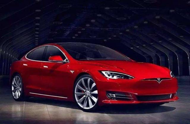 100万特斯拉上路尾部一行标签火了网友炫富的新境界