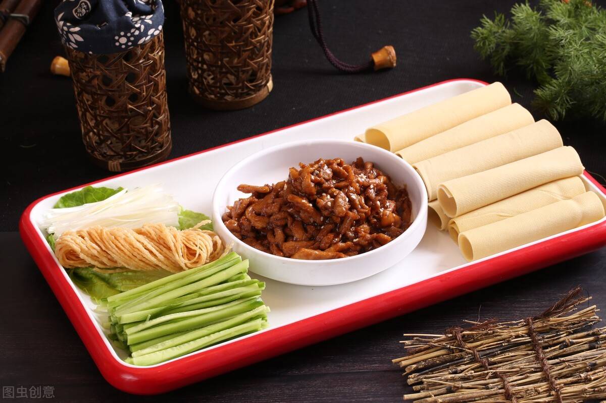 家庭版京酱肉丝,几分钟就搞定,做法简单易学,好看又好吃_味道_豆皮