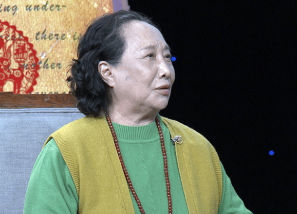 原创家有儿女姥姥孙桂田2度净身出户养3娃3套上亿房成负担