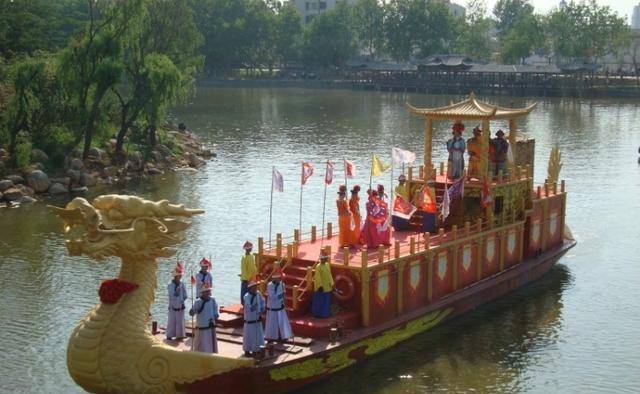 这位皇帝游江南建下了千秋伟业,同时也招致了千古骂名_隋炀帝_中国