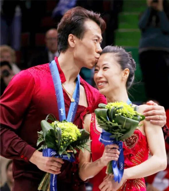 "冰上伉俪"赵宏博,申雪:是兄妹也是夫妻,退役后现状如何?