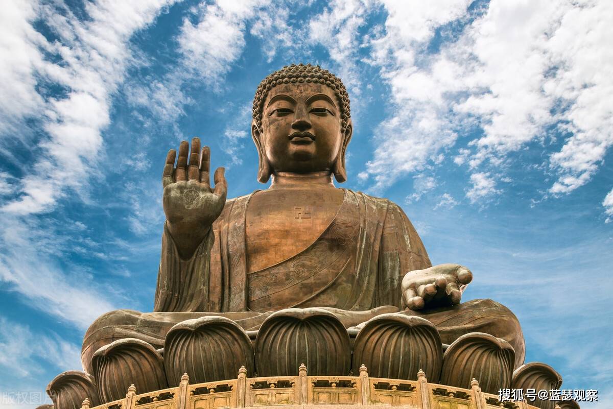 四月初八是释迦牟尼诞辰日,这天求佛豆、摸佛树、养慧根,家兴子孙旺_九龙_寓意_什么