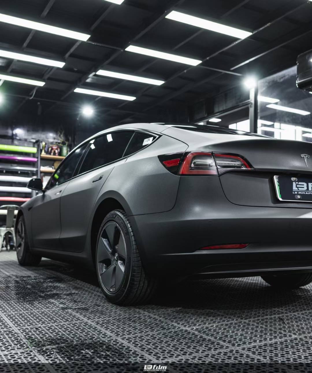 特斯拉model3lbfilm改色膜磨砂黑
