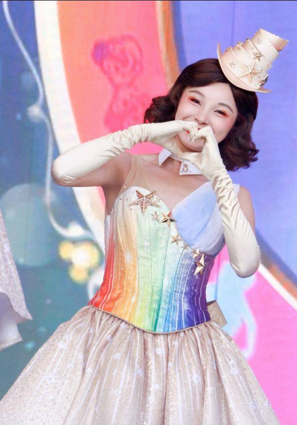 原创创造101陈语嫣退出娱乐圈沦为迪士尼群演实际待遇堪比国企