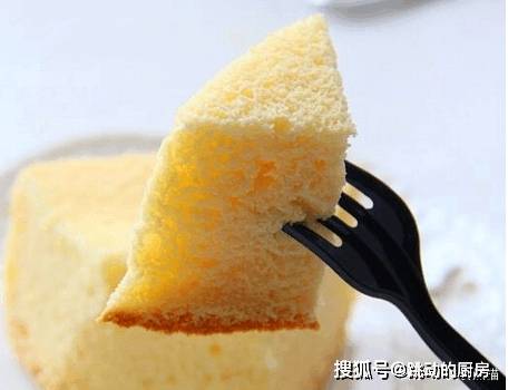 开云 开云体育APP学做糕点教你3款口味不同在家就能自制糕点简单美味！