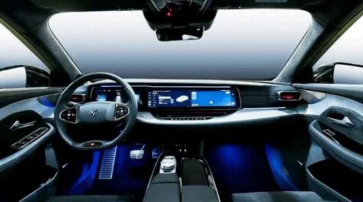 又一款鸿蒙汽车极狐阿尔法s华为hi版售3979万元起