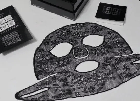 纪梵希蕾丝面膜9,la prairie精华琼贵睡眠面膜这是属于晚间专用的修护