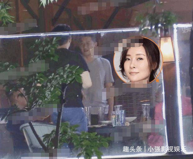 曾被罵小三7年,今47歲做高齡產婦不見對象攙扶_柯藍_黃志忠_李泉