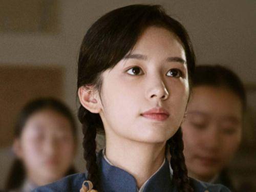 原创王劲松再演民国剧这一次他演了一个好人女主是新人但颜值很高