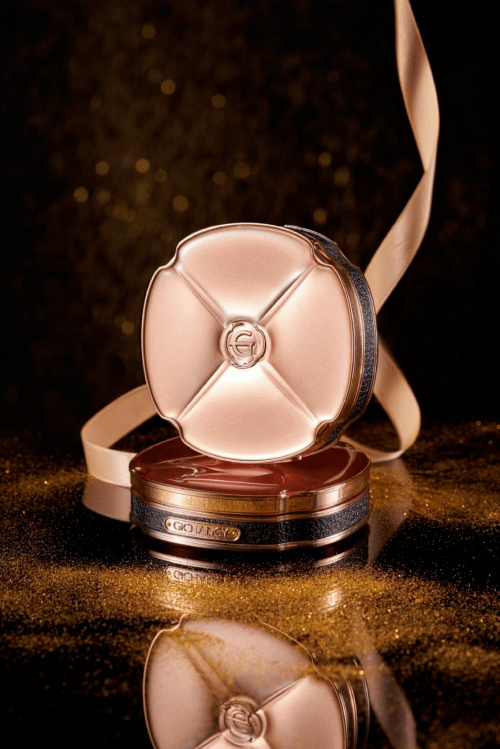 姬存希云朵气垫焕发无瑕光彩宛若水出芙蓉