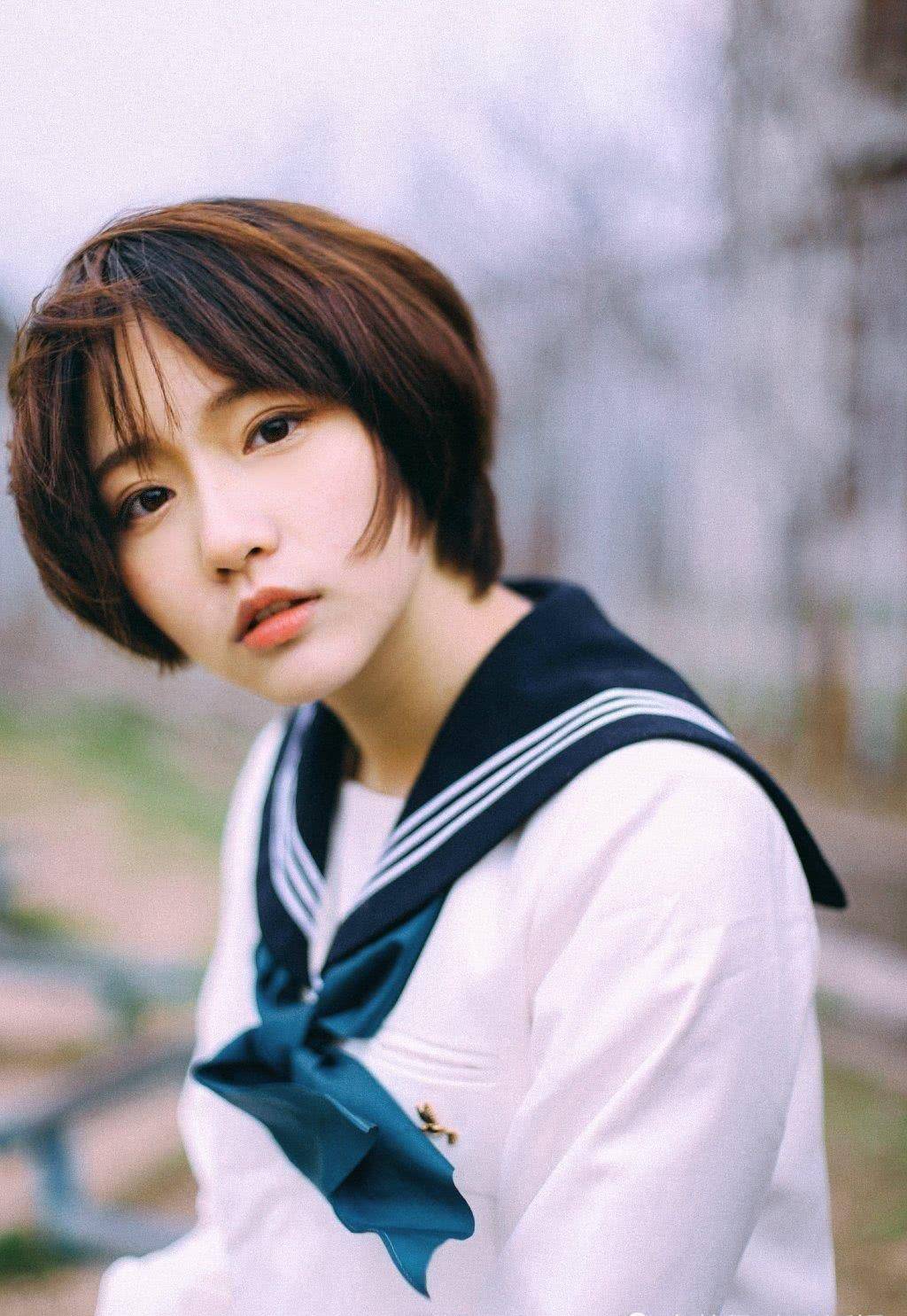 原创成果喝水照被疯传夏日气泡水的滤镜女孩原来是她怪我没早发现