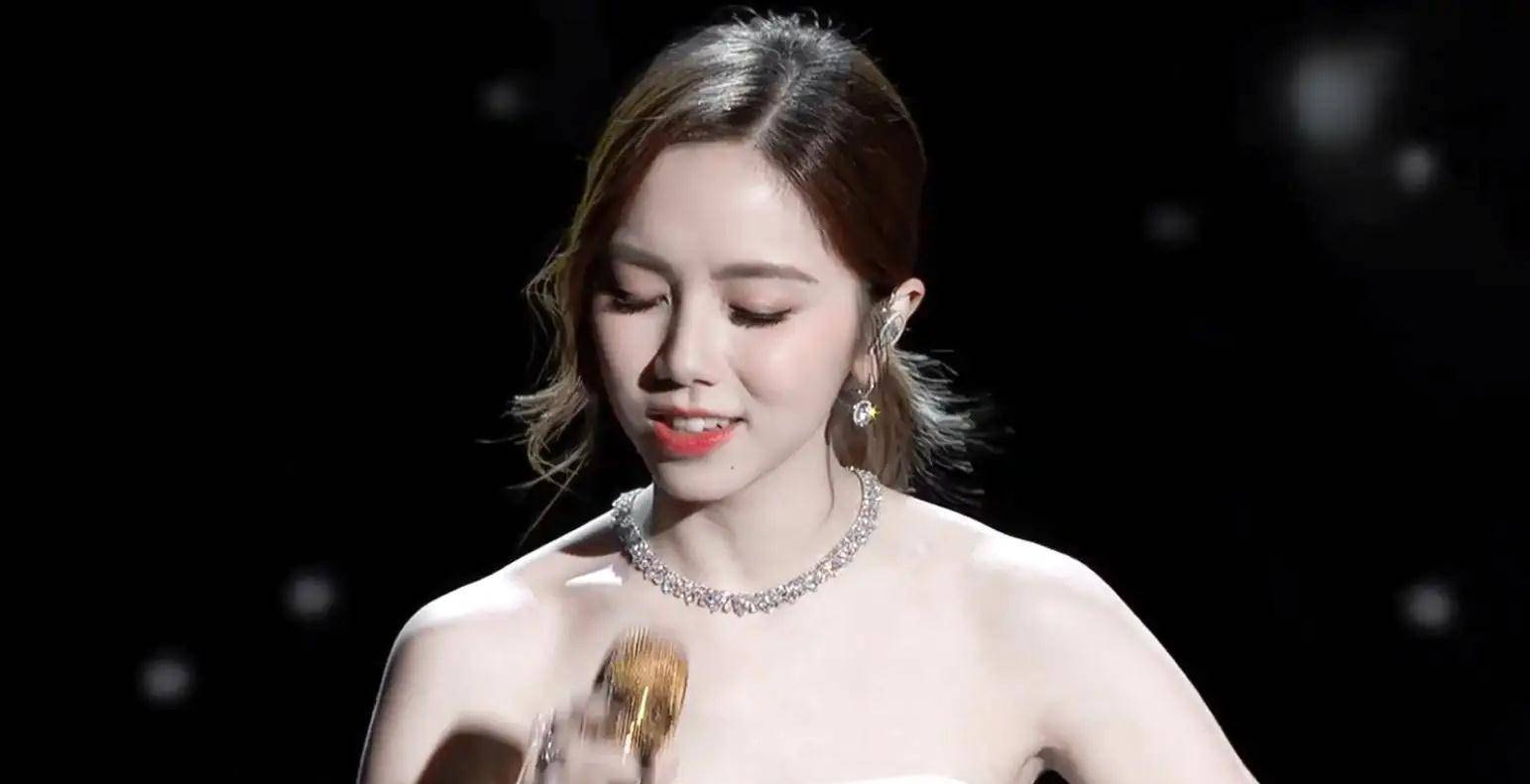 娱乐大爆料:杨幂,刘亦菲,陈坤,邓紫棋,刘宇宁,林更新_团队_鹅厂_因为