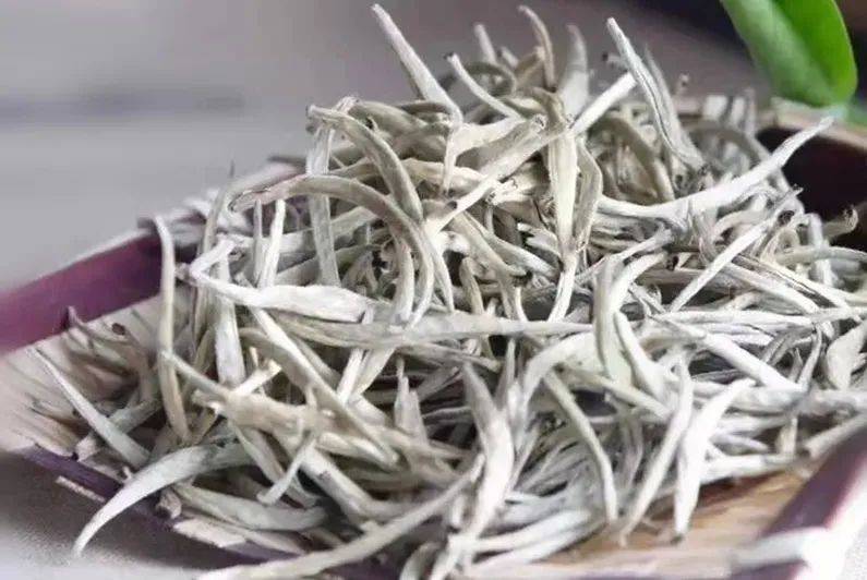 茶中之上品君子之至宠凌云白毫