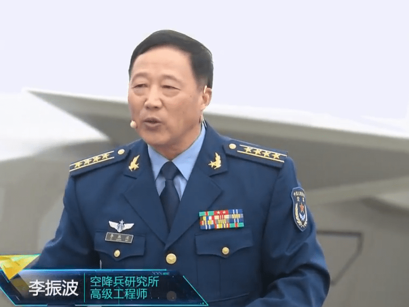 原创汶川首跳勇士李振波落地时大腿被树枝刺穿曾当航天员伞训教官