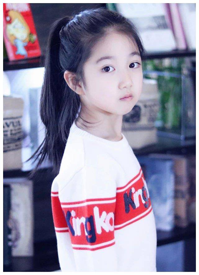 原创独得千玺宠爱的小葱花杨幂都不穿的白丝她穿出慕斯腿