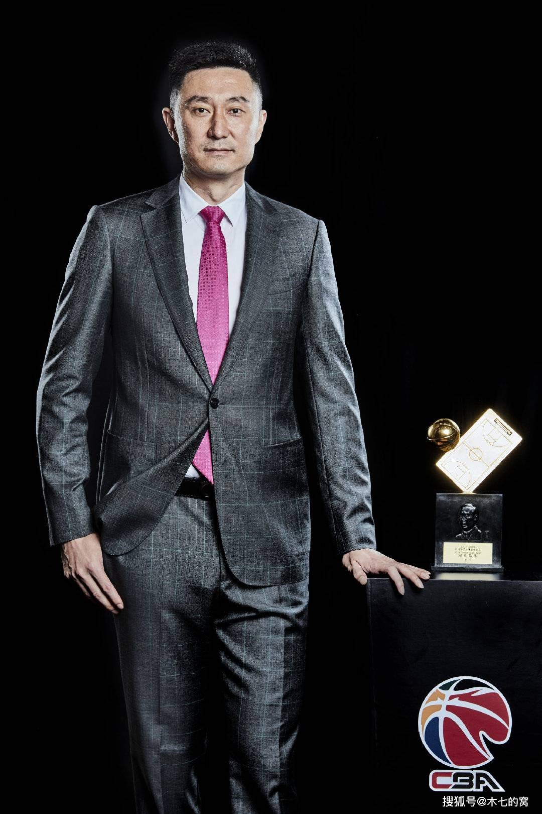 广东主帅传奇上老帅王利发压阵李春江临危受命