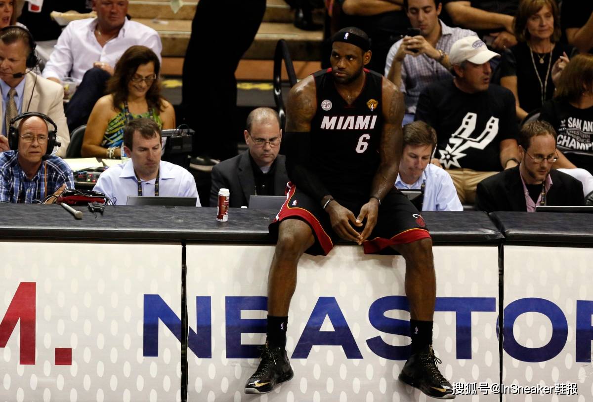 致敬对球队影响最大的球员nba历史上那些背靠背的mvp获胜者