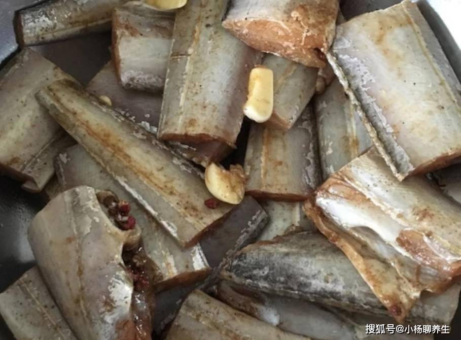 原創炸帶魚總是碎很多人就差這一步照著做不碎不粘鍋還外酥裡嫩