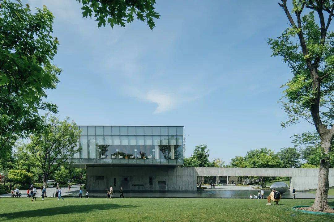 普罗理想国|去不了远方,不如在家门口品味"日常"_生活_自然课_公园