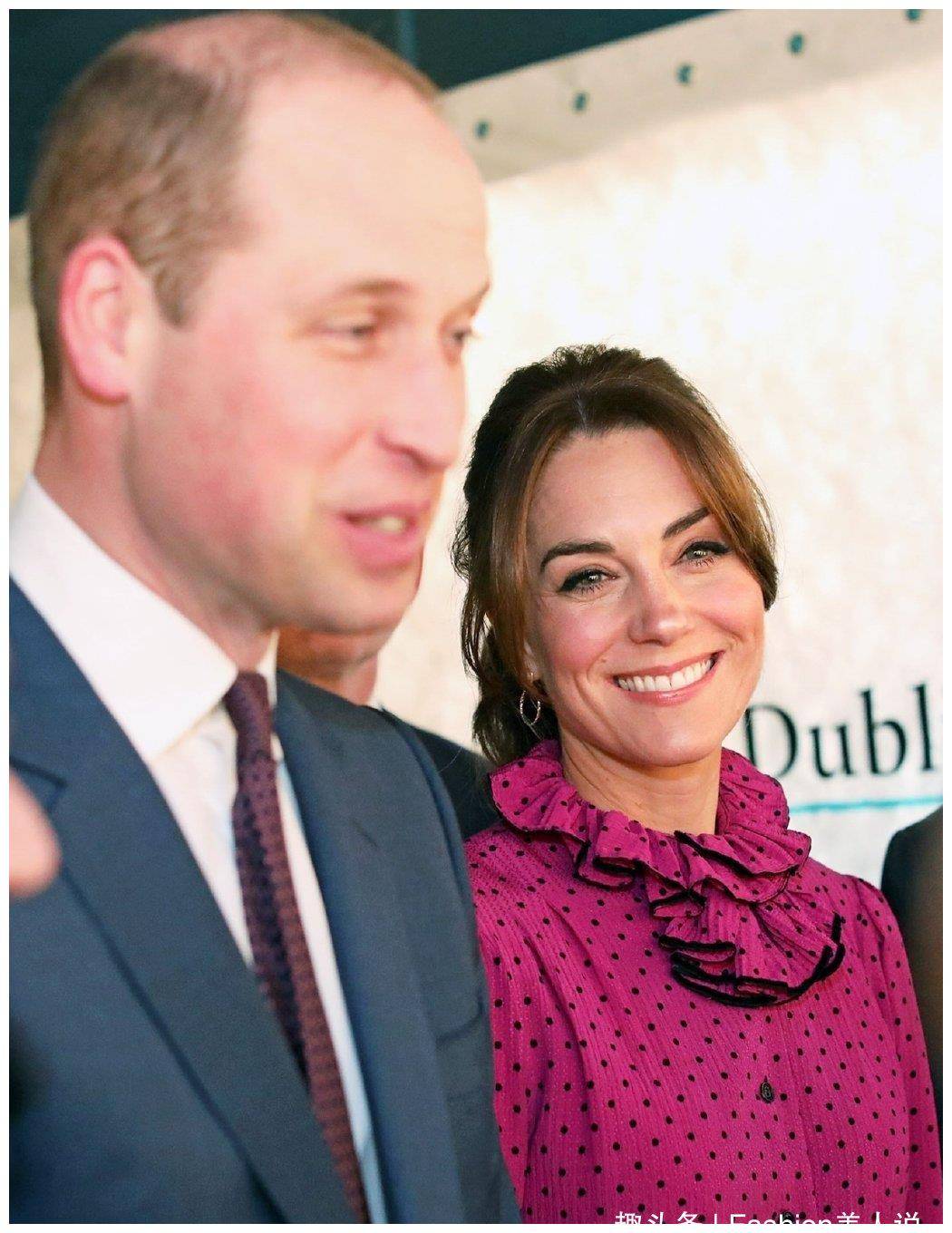 两位王妃凯特与梅格汉出席周年庆典，衣着一深一浅形成鲜明对比