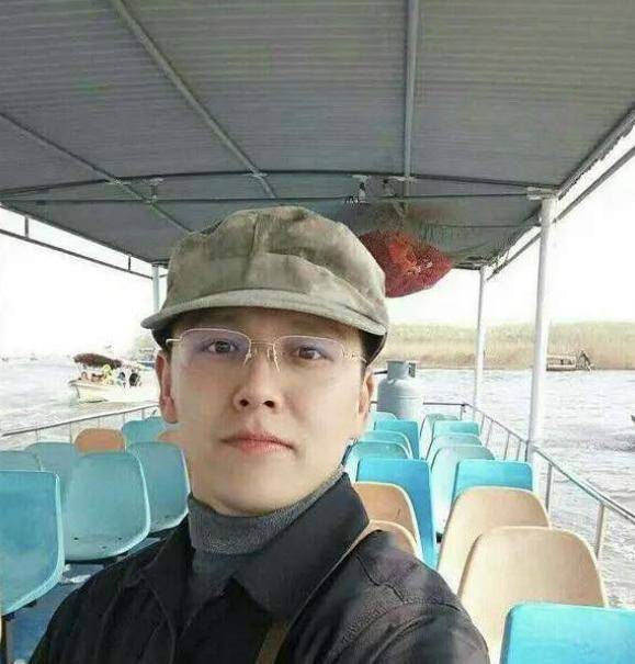 原创最帅童星翁斐然童年出演小嬴政颜值担当退圈可惜了