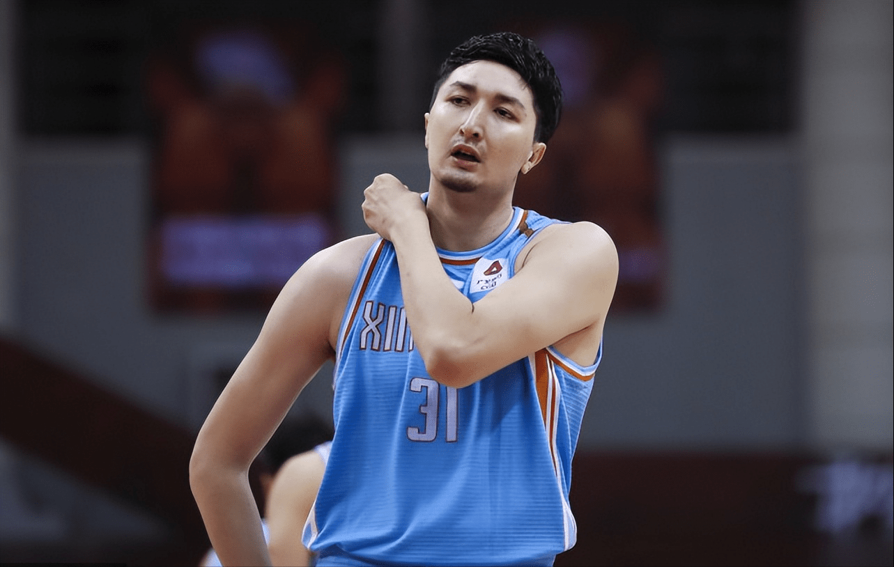 新星断崖式下滑,遭阿的江弃用,新东家浮现_联赛_个人_江也