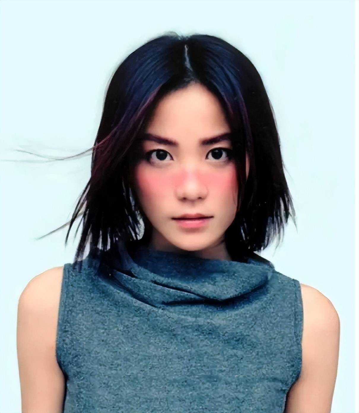 天后王菲,与四大天王齐名,为何她能这么火?