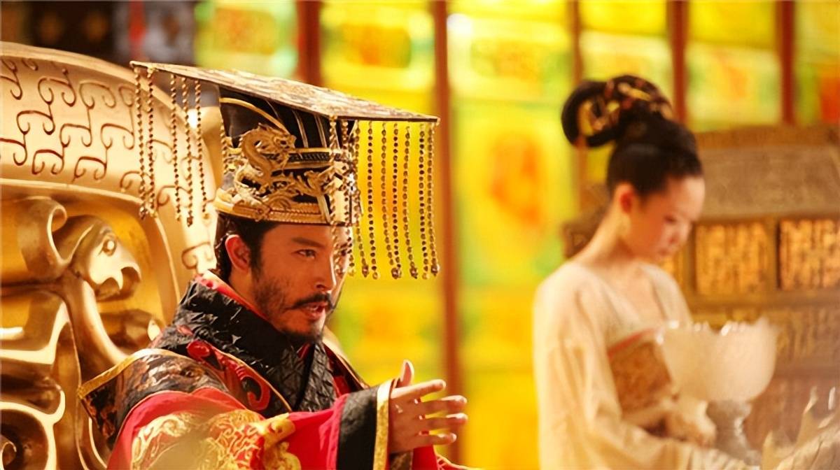 李渊四个儿子把他们的名字连起来就暴露了李渊的野心