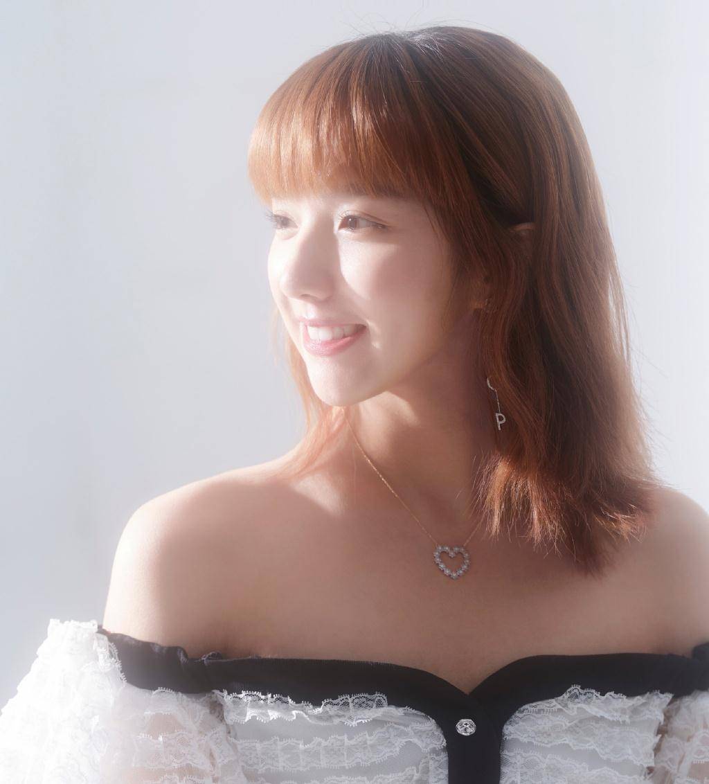 原创出手就是高分剧观众们的新女鹅苏晓彤能否成为当红小花