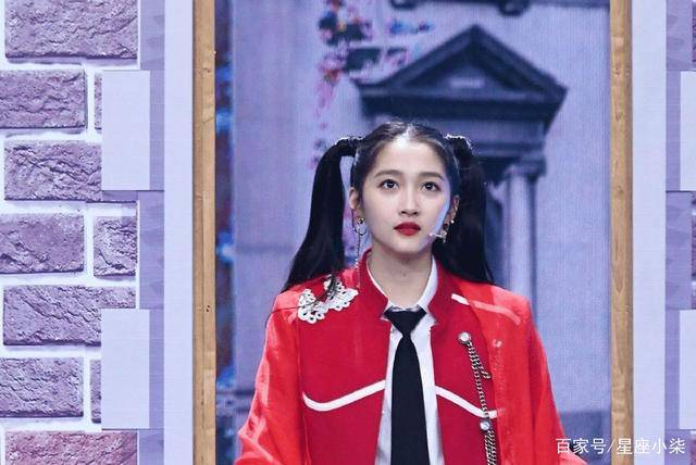 原创王牌对王牌5播出关晓彤扎双马尾撞脸杨幂差点认不出来了