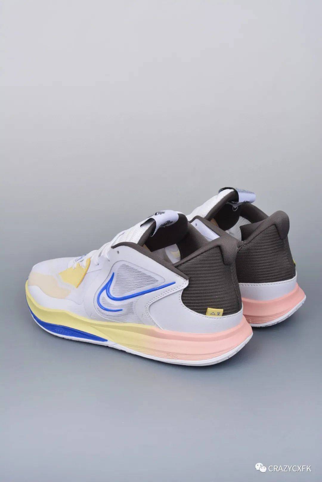 耐克nikekyrielow5ep欧文5代低帮运动篮球鞋