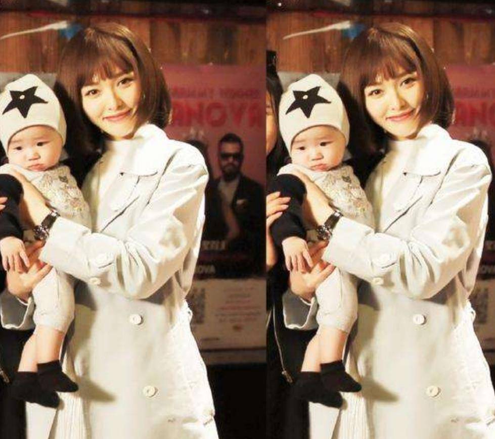 原创娱乐圈生双胞胎的四位女明星前三位红到发紫唯独她淡出娱乐圈