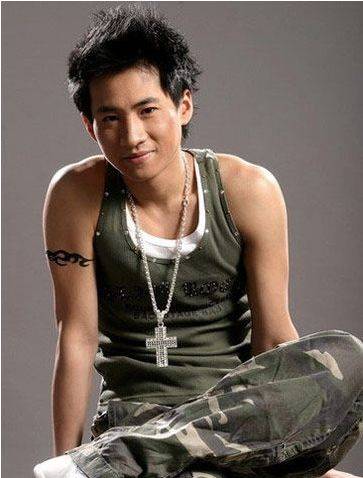 原创李咏为他改艺名金星劝他改名却被回怼出道十多年如今无人识