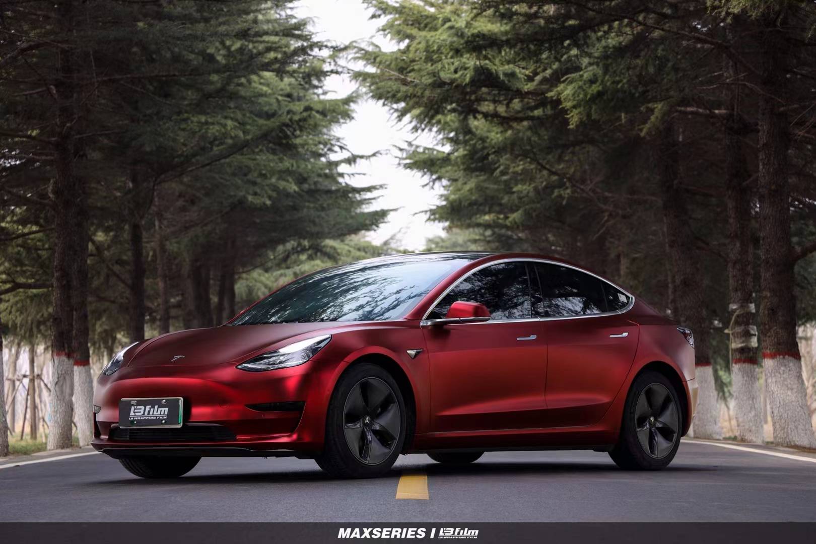 特斯拉model3lbfilm改色膜罗曼尼红